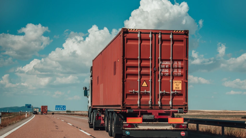 Now enjoy best container shipping to Iraq 