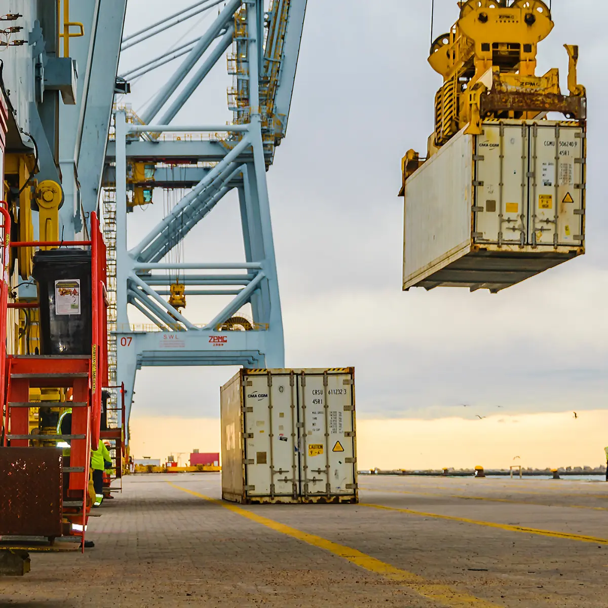 Handling your container with best experience in Iraqi port