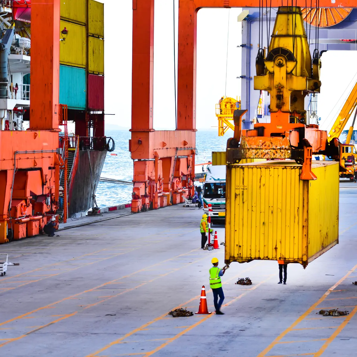Port handing cargo at Basra sea port